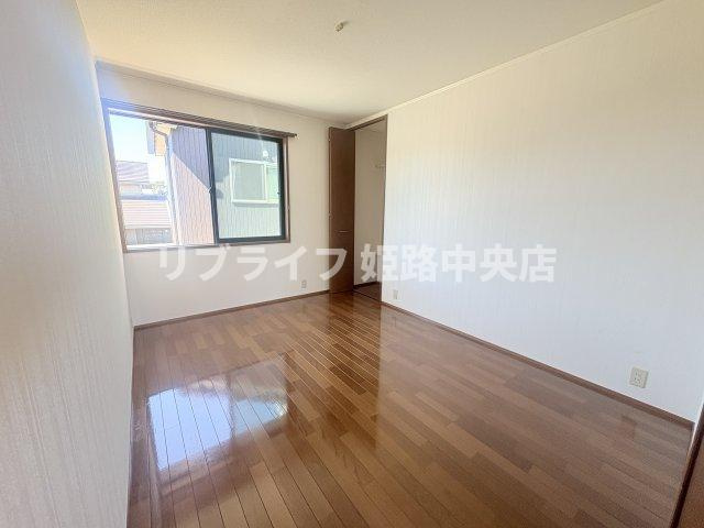 クラスティーナの洋室