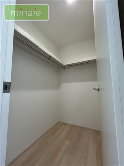 【収納】 | 並列2台駐車可　WIC　　地震に強い家　勝田台5Ⅵ期　全2棟　2号棟 | 販売現地