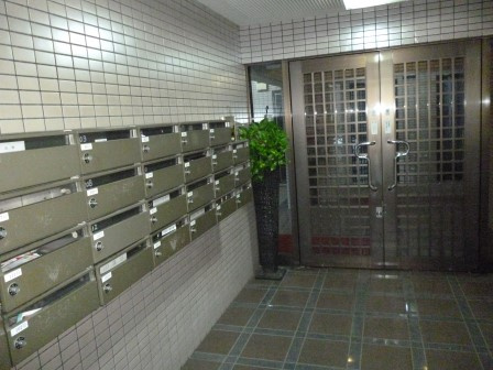 杉並区阿佐谷南２丁目の賃貸マンションのエントランス