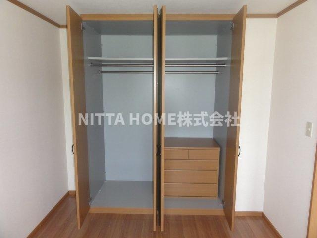 ロワールコートの収納|仕切り付きの収納も便利です!(^^)!