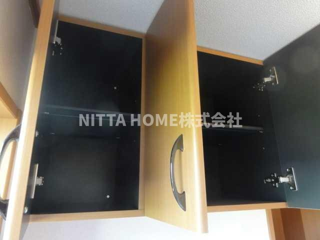 ロワールコートの収納|上部収納です◎