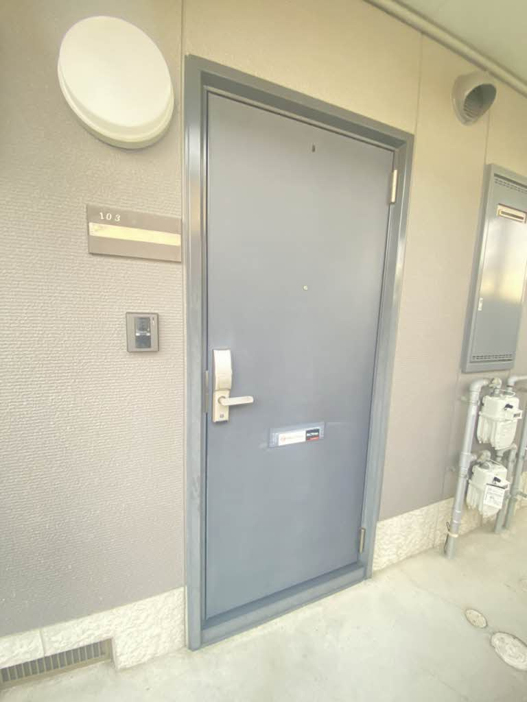 リィ シインの玄関