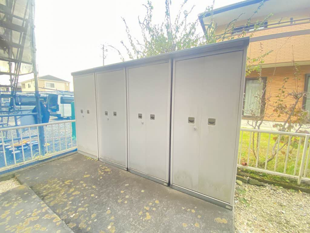 リィ シインの庭