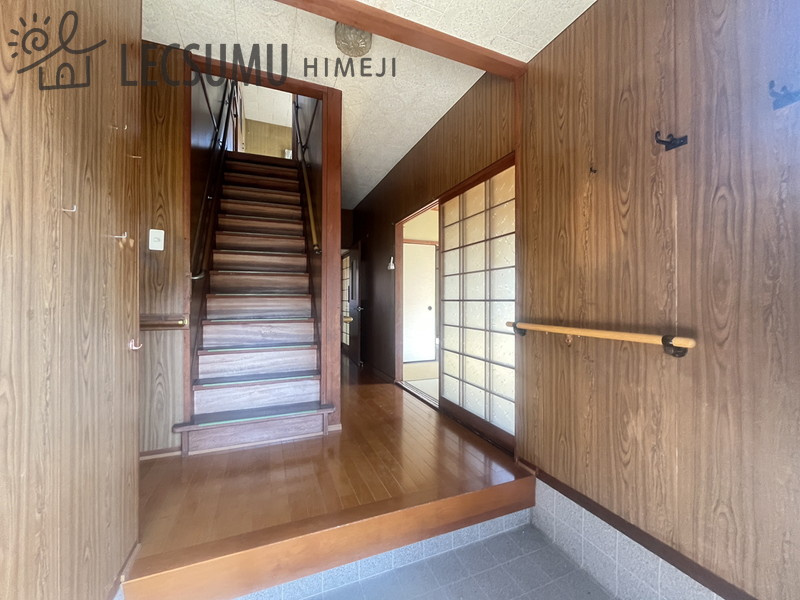 姫路市夢前町菅生澗/中古戸建の玄関