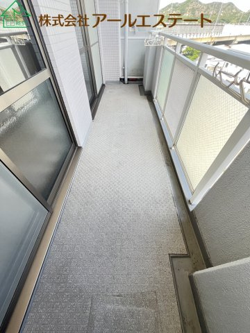 アインツ高砂　　中古マンションのバルコニー