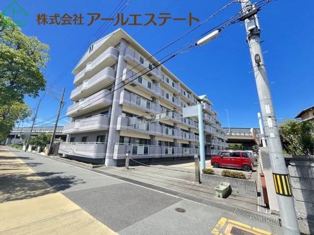 アインツ高砂　　中古マンションの外観