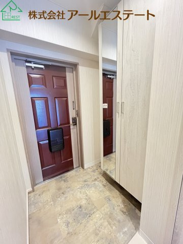 アインツ高砂　　中古マンションの玄関
