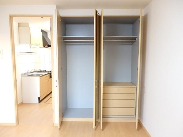ルミナス松山の収納