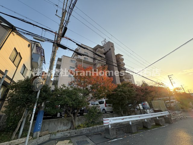 ネオハイツ垂水の外観