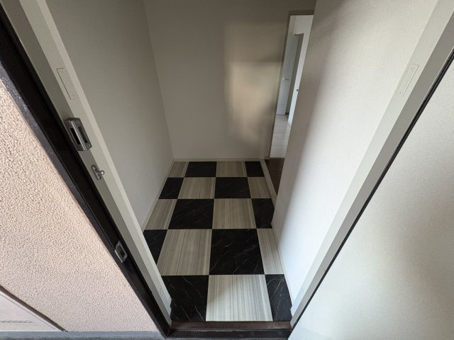 ネオハイツ垂水の玄関