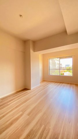 イトーピア武庫川の子供部屋|洋室