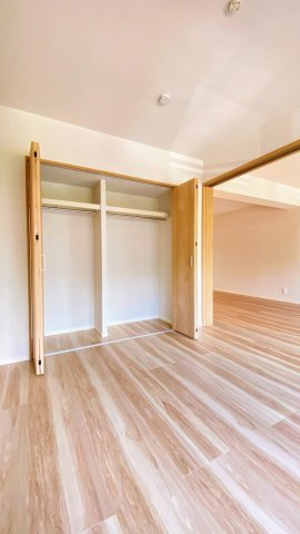 イトーピア武庫川の内装|各居室収納付き