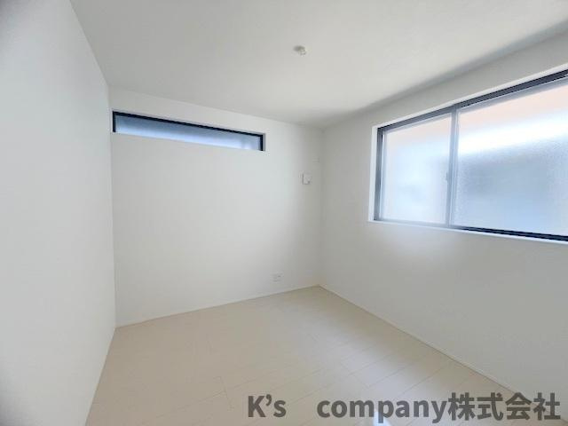 ◎高座郡寒川町田端　新築戸建の子供部屋|洋室5.2帖◇お子様のお部屋や趣味のお部屋にいかがでしょうか♪