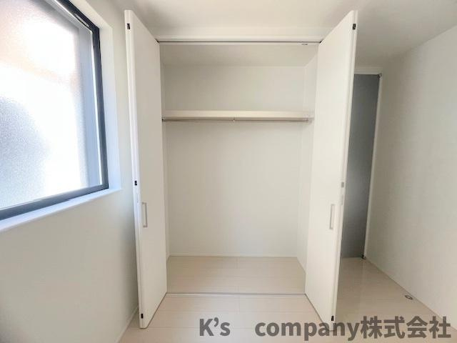 ◎高座郡寒川町田端　新築戸建の収納|洋室5.2帖の収納スペース◇