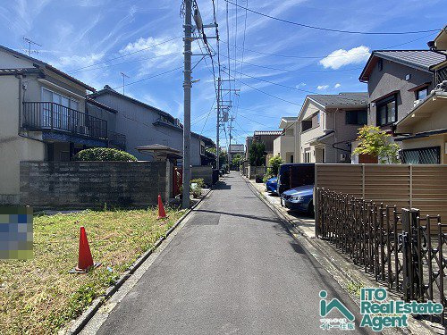 下鴨芝本町 土地（戸建用）の前面道路含む現地写真