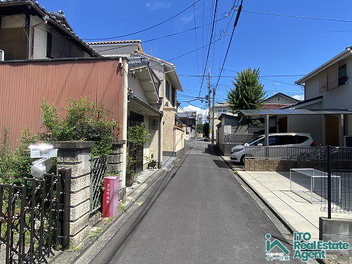 下鴨芝本町 土地（戸建用）の前面道路含む現地写真