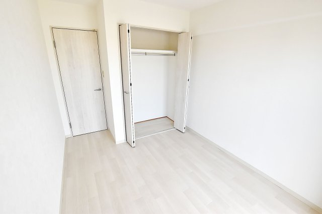 武庫川ニュースカイハイツの洋室|-洋室5.0帖-