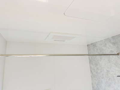 【冷暖房・空調設備】 | 市川市本北方１丁目新築戸建【北方小学校：9分】 | 雨の日も安心の浴室乾燥機つき