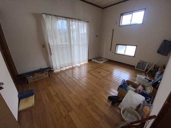 【居間・リビング】 | 伊東市玖須美元和田　戸建