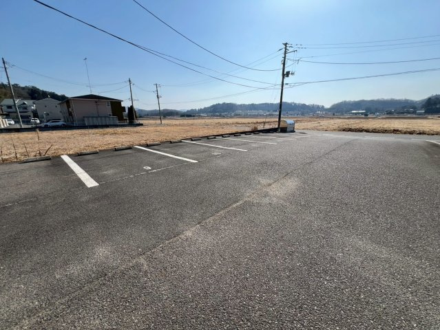 カーサ・グランデの駐車場