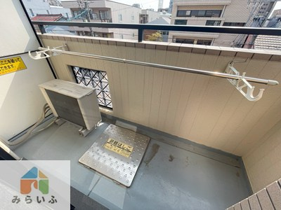 【バルコニー】 | 第2コマツハイツ