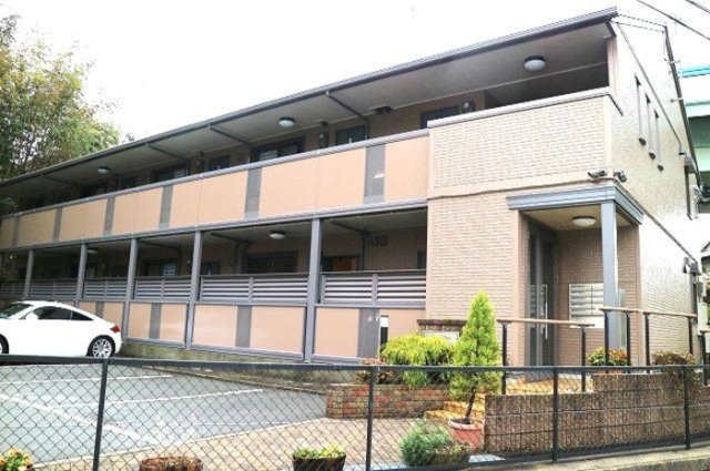 ラスルプレイスの外観