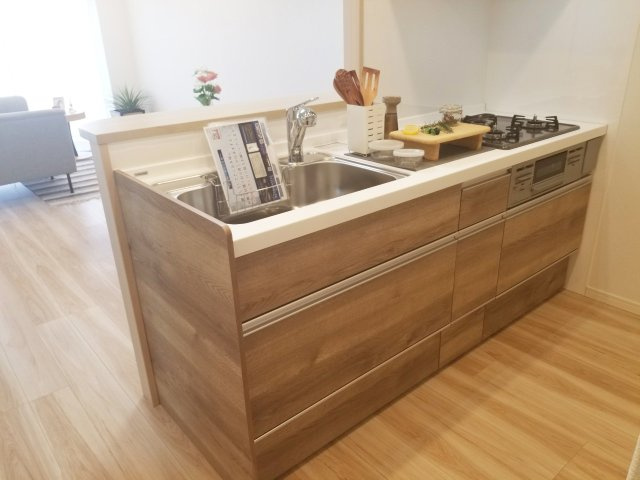 御幣島スカイハイツのキッチン|コンパクトなキッチンで掃除もラクラク