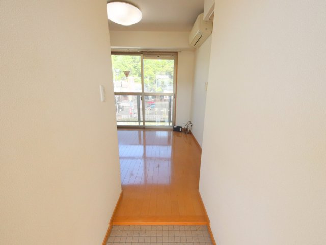 パストラル生駒の玄関