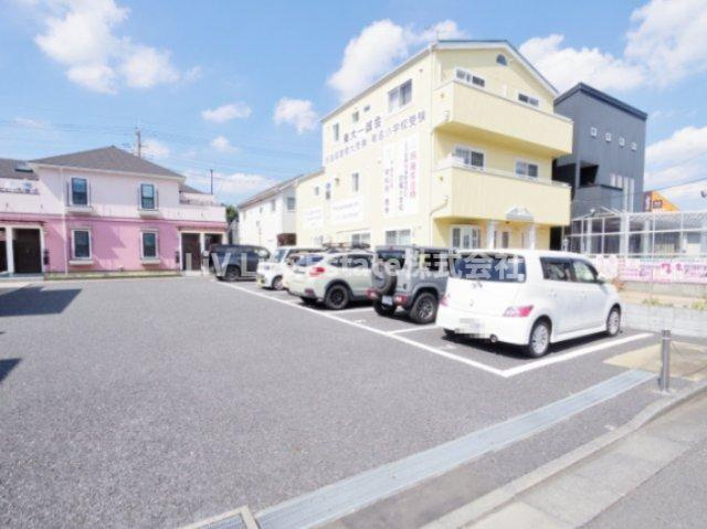 エコリビングステージ上北台　北棟(エコリビングステージカミキタダイ)の駐車場