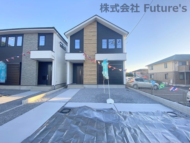 流山市平和台5丁目　新築戸建　全2棟　1号棟の外観|休日は流山市運動公園やおおたかの森SCまで車ですぐ遊びに行けます