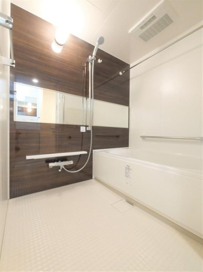 【浴室】ラフィスタ中野本町