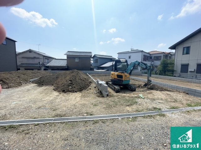高槻市宮之川原元町　売土地の外観|周辺は落ち着いた街並みの住宅地！子育てがしやすい住環境です！まだ未完成ですが、現地でしかわからない事もございます。是非一度ご覧ください。