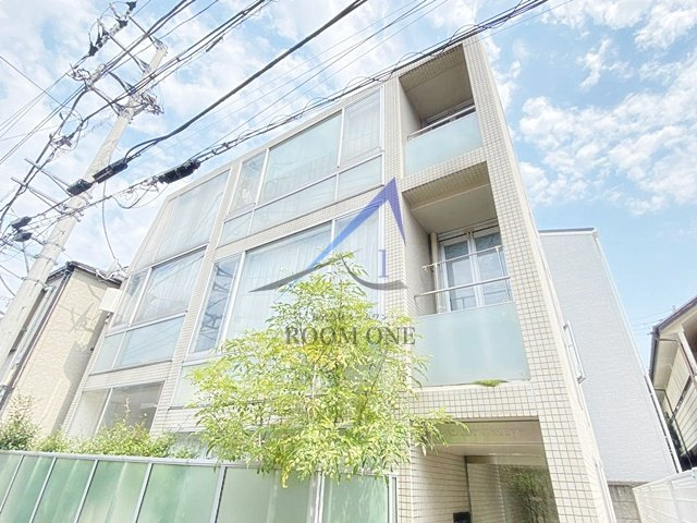 ＡＸＩＳ　ＣＯＵＲＴ　ＫＯＥＮＪＩ