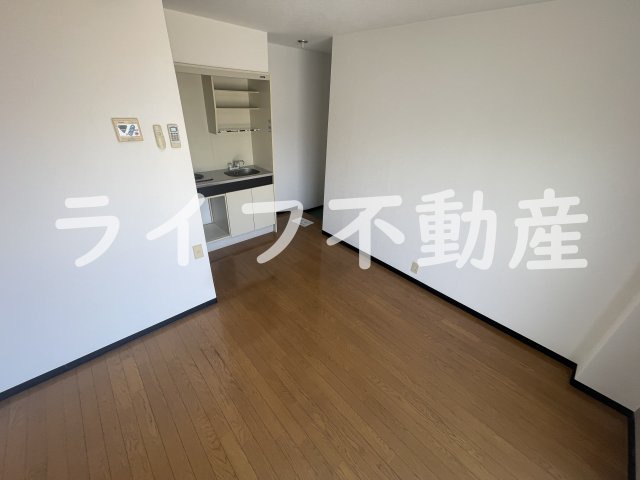 M’ｓ長瀬の内装|明るい室内です