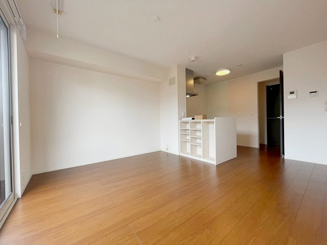 セジュール東宝塚の居間・リビング