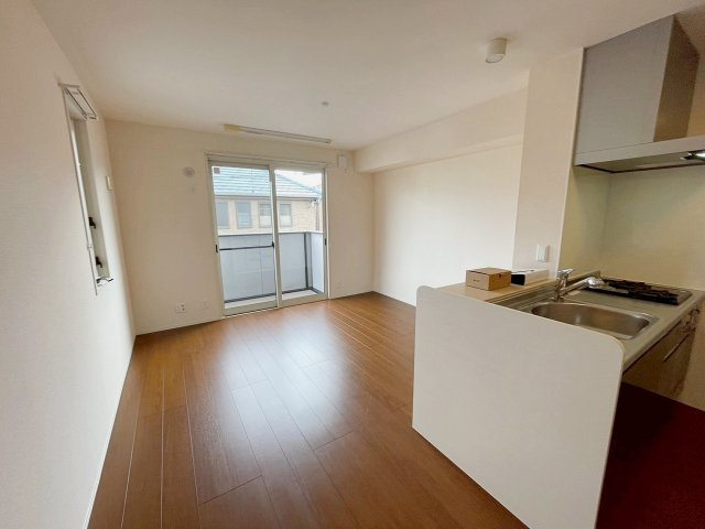 セジュール東宝塚の居間・リビング