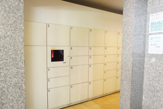 レクセルプラッツァ蒲生のその他共用部分|宅配BOX