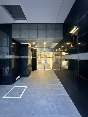 レジュールアッシュ大阪城ＷＥＳＴのロビー