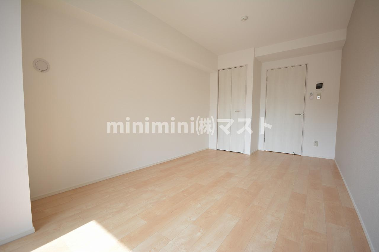 ヨシトミサンノウの内装