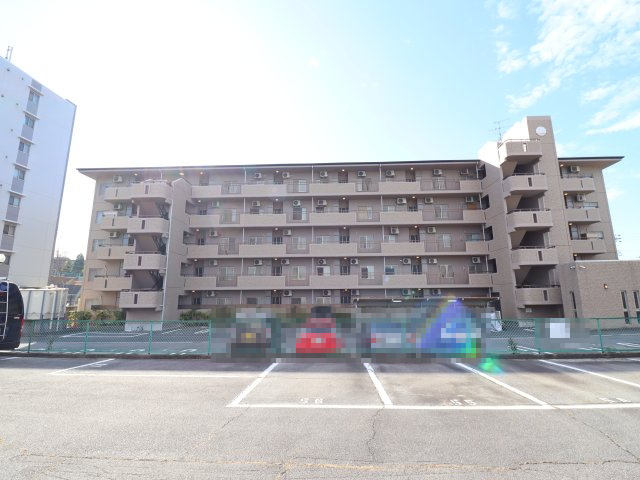 アーバンライフ井田南の外観