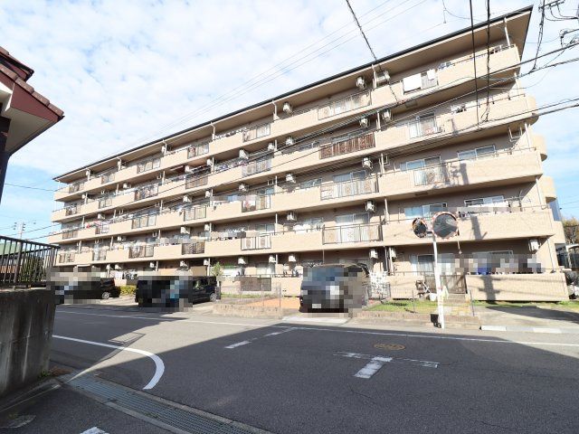 アーバンライフ井田南の外観