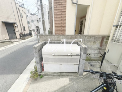 【その他共用部分】 | ピアーナ | ゴミ置き場です。