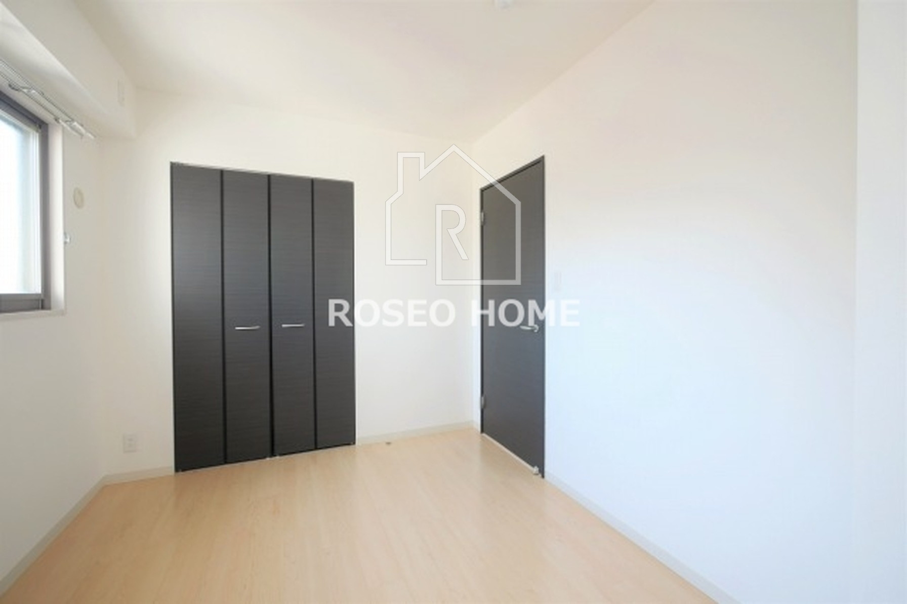 キャッスルビュー玉造上町台の洋室