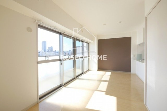 キャッスルビュー玉造上町台の居間・リビング