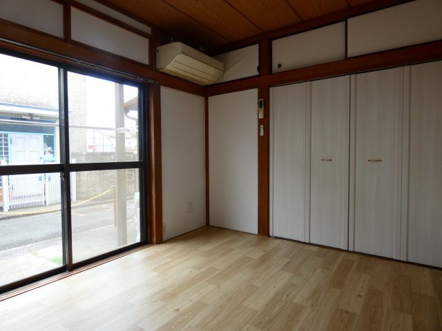 【寝室】