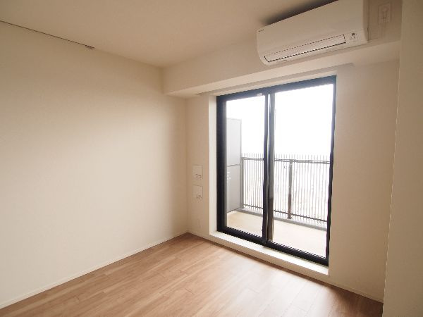 プライムメゾン板橋の居間・リビング|ゆったりとしたリビングです