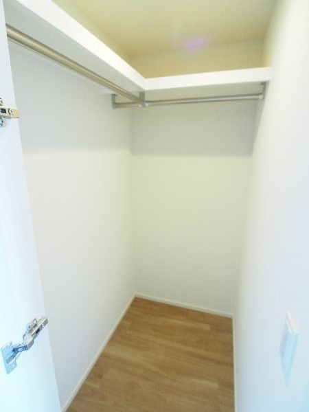 プライムメゾン板橋の収納|小物を収納するのに便利です