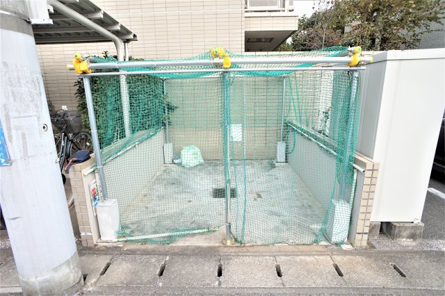 幕張本郷パレスェード