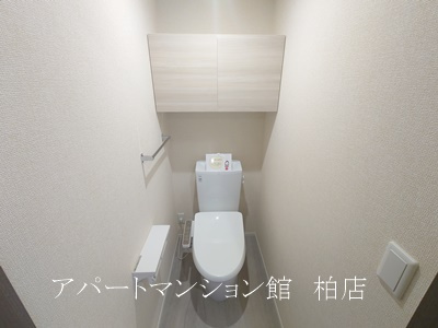 スリーレイヤー柏の葉(Three　Lyaer柏の葉) のトイレ