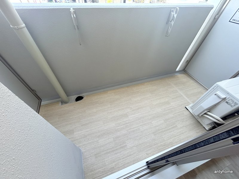 エスリード難波AGREA　仲介手数料無料のバルコニー